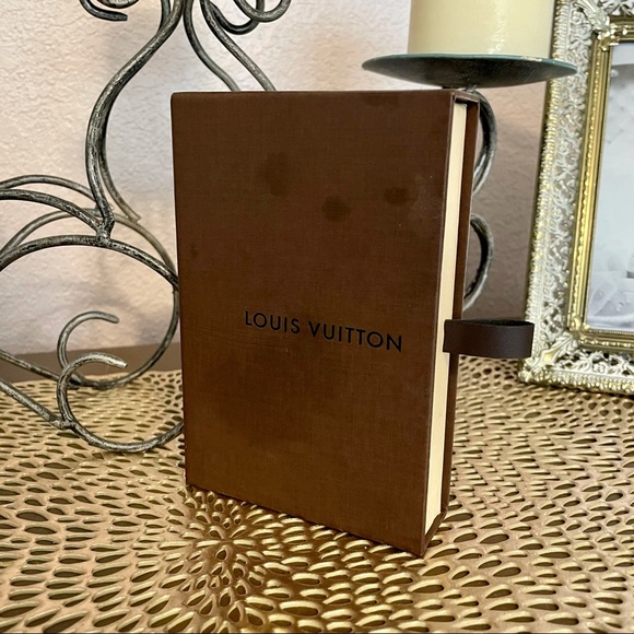 Louis Vuitton Other - Authentic LOUIS VUITTON Empty Gift Box